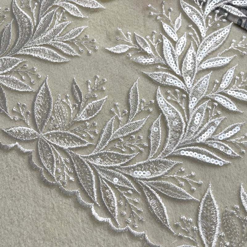 Embroidered lace trim ribbon